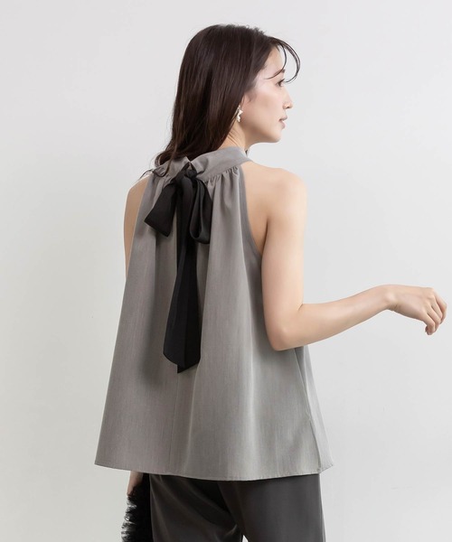 RANDA（ランダ）の「ホルターネックバックリボンブラウス（シャツ/ブラウス・レディース・ホワイト/カーキ/グレー・FREE）」の3枚目の写真