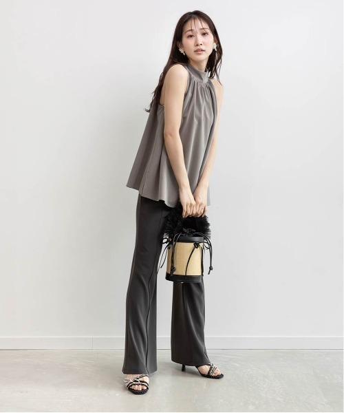 RANDA（ランダ）の「ホルターネックバックリボンブラウス（シャツ/ブラウス・レディース・ホワイト/カーキ/グレー・FREE）」の8枚目の写真