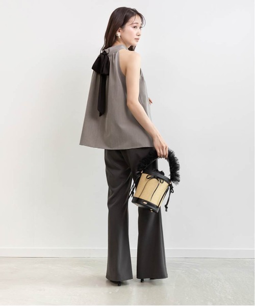 RANDA（ランダ）の「ホルターネックバックリボンブラウス（シャツ/ブラウス・レディース・ホワイト/カーキ/グレー・FREE）」の9枚目の写真