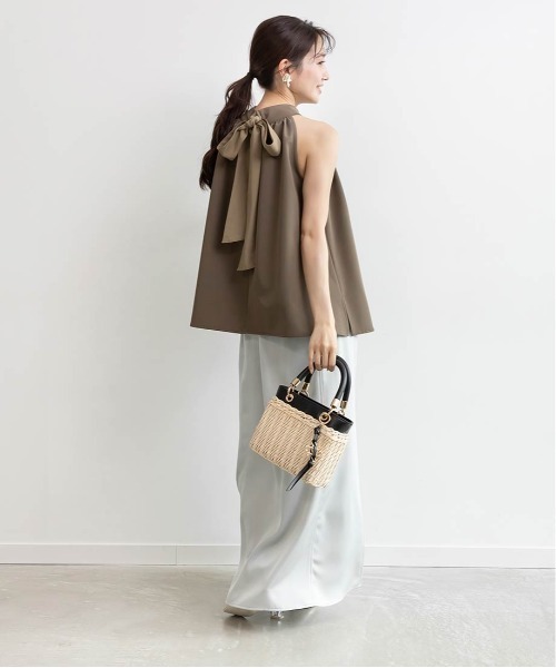 RANDA（ランダ）の「ホルターネックバックリボンブラウス（シャツ/ブラウス・レディース・ホワイト/カーキ/グレー・FREE）」の21枚目の写真