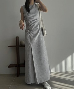 ワンピース emboss pattern deep tuck side gather OP WILLFULLY official web store（ウィルフリーコウシキツウハン