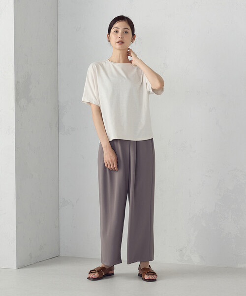 COMME CA ISM（コムサイズム）の「日本の色 カラーＴシャツ（Tシャツ/カットソー・レディース・アイボリー/マスタード/ダークブラウン/オレンジ系/チャコール/ライトグレー系/ブルー/ブラック・SMALL/LARGE/MEDIUM）」の10枚目の写真