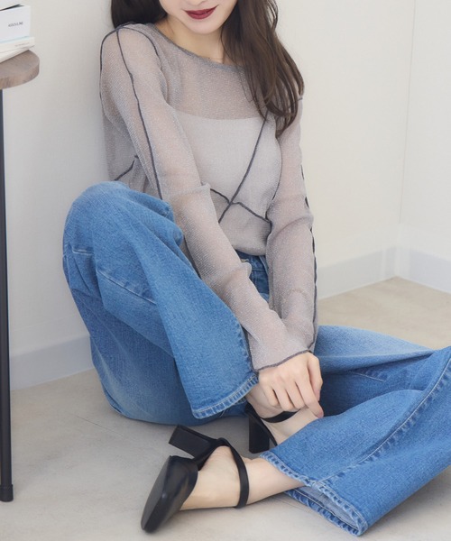 RU.TI.LE（ルチル）の「【RU.TI.LE】ラメチュール切替デザインプルオーバー（Tシャツ/カットソー・レディース・グレー/アイボリー・MEDIUM）」の2枚目の写真