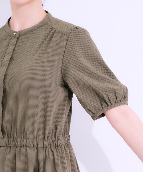 DRESKIP（ドレスキップ）の「【洗える/S-LL/ひんやり/UV】女性らしさ漂う サッカーワンピース（ワンピース・レディース・ブルー系その他/ダークブラウン/チャコールグレー・01/02/03/04）」の20枚目の写真