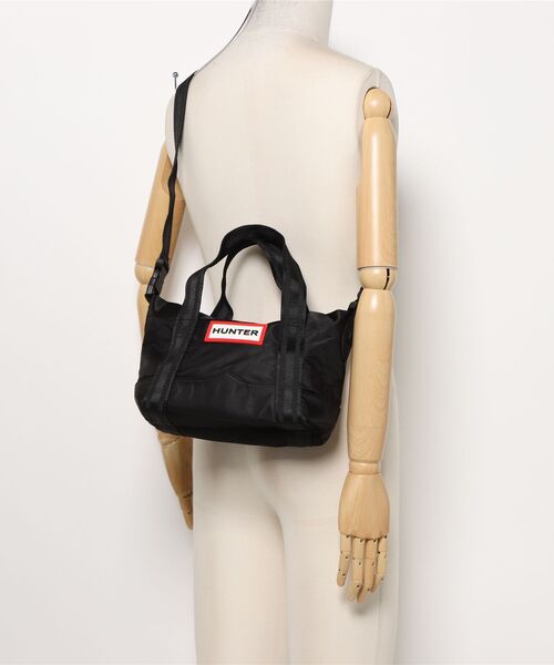 HUNTER(ハンター)の「【HUNTER / ハンター】Nylon Mini Top Clip Tote / ナイロンクラシックトートバッグ(トートバッグ・レディース・ブラック・FREE)」の8枚目の写真