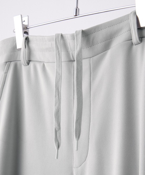 CLEL(クレイル)の「【CLEL】Hand Knitting Track Cargo Pants / ハンドニッティング トラックカーゴパンツ(カーゴパンツ・メンズ・チャコールグレー/ブラック/ライトグレー・L/M/S/XS)」の21枚目の写真