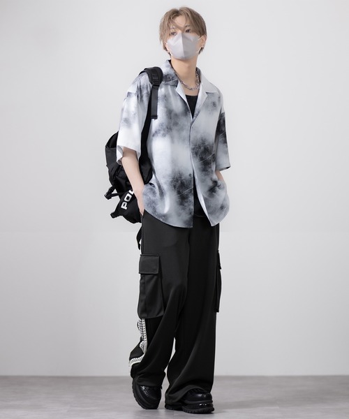 CLEL(クレイル)の「【CLEL】Hand Knitting Track Cargo Pants / ハンドニッティング トラックカーゴパンツ(カーゴパンツ・メンズ・チャコールグレー/ブラック/ライトグレー・L/M/S/XS)」の4枚目の写真