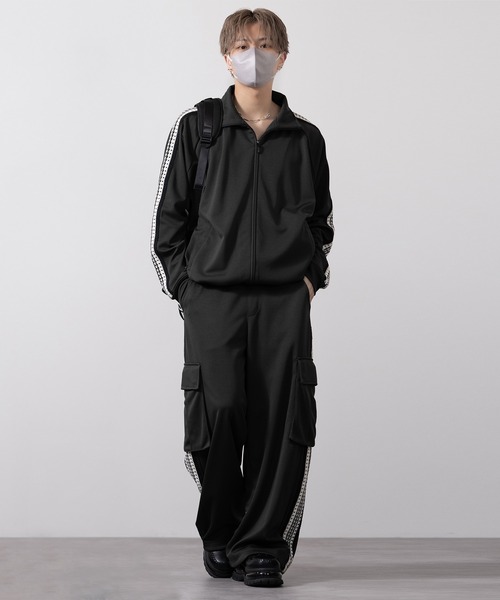 CLEL(クレイル)の「【CLEL】Hand Knitting Track Cargo Pants / ハンドニッティング トラックカーゴパンツ(カーゴパンツ・メンズ・チャコールグレー/ブラック/ライトグレー・L/M/S/XS)」の10枚目の写真