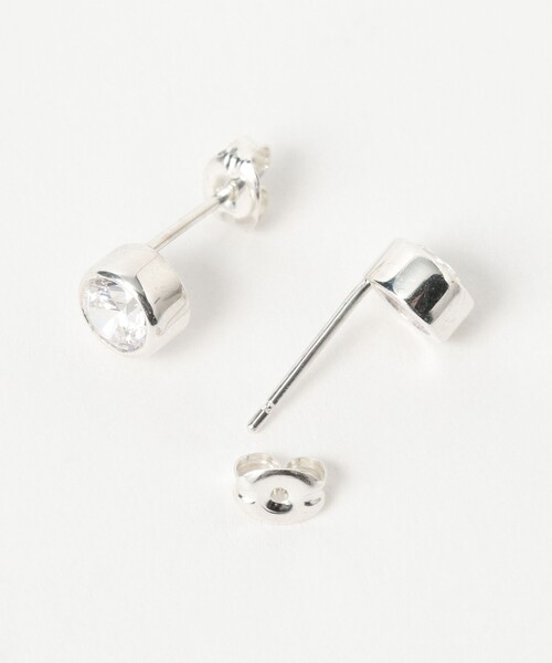 Ray BEAMS(レイビームス)の「キュービックジルコニア ビッグ フクリン ピアス(ピアス(両耳用)・レディース・シルバー・ONE SIZE)」の3枚目の写真