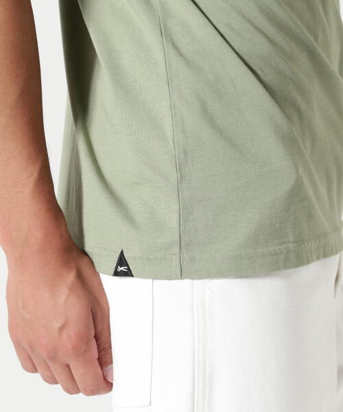 DENHAM(デンハム)の「DENHAM/デンハム/BRIDGE TEE LCJ(Tシャツ/カットソー・メンズ・ブラック/カーキ/ホワイト・M/L/XL)」の6枚目の写真