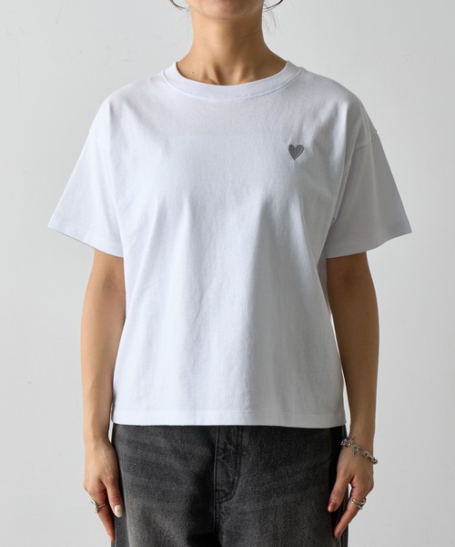 COLONY 2139（コロニートゥーワンスリーナイン）の「ハート刺繍Tシャツ（Tシャツ/カットソー・レディース・ホワイト/ピンク/ブラック/グレー・FREE）」の12枚目の写真