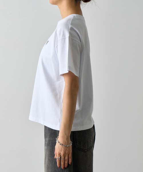 COLONY 2139（コロニートゥーワンスリーナイン）の「ハート刺繍Tシャツ（Tシャツ/カットソー・レディース・ホワイト/ピンク/ブラック/グレー・FREE）」の11枚目の写真