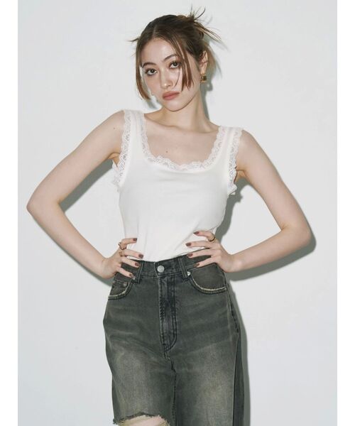 EVRIS（エヴリス）の「レースドッキングリブタンクトップ（タンクトップ・レディース・ブラック/ホワイト/ブラウン/ピンク・FREE）」の2枚目の写真