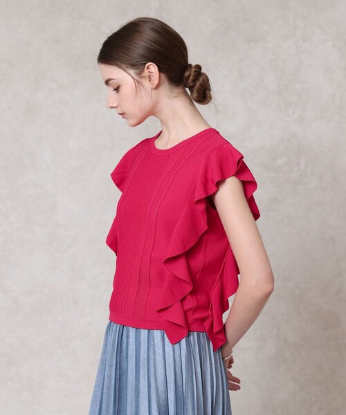 ANAYI（アナイ）の「ビラテラールラッフル プルオーバー（ニット/セーター・レディース・ブラック/オフホワイト/ピンク/ブルー・38/36）」の6枚目の写真