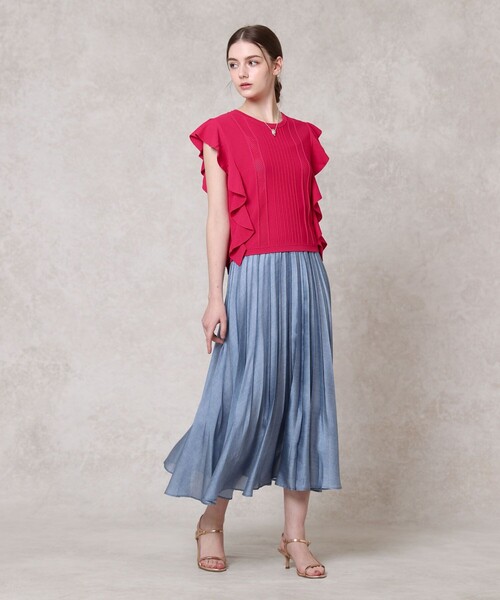 ANAYI（アナイ）の「ビラテラールラッフル プルオーバー（ニット/セーター・レディース・ブラック/オフホワイト/ピンク/ブルー・38/36）」の9枚目の写真