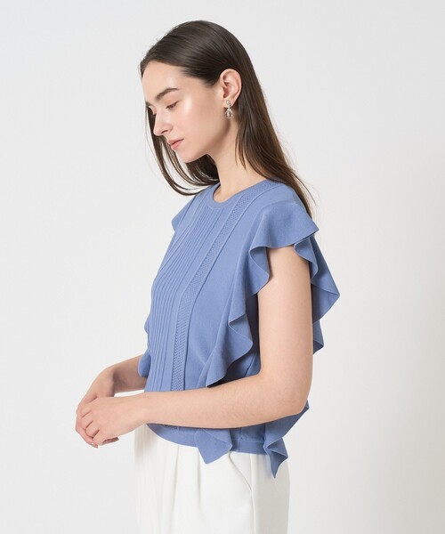 ANAYI（アナイ）の「ビラテラールラッフル プルオーバー（ニット/セーター・レディース・ブラック/オフホワイト/ピンク/ブルー・38/36）」の13枚目の写真