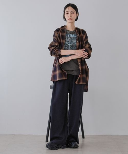 JEANASIS（ジーナシス）の「ROCKアートロゴ NS/586511（Tシャツ/カットソー・レディース・ホワイト/チャコールグレー・FREE）」の11枚目の写真