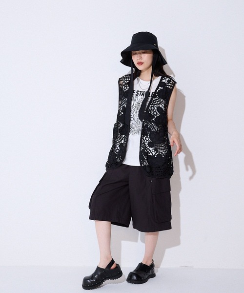 JEANASIS（ジーナシス）の「ROCKアートロゴ NS/586511（Tシャツ/カットソー・レディース・ホワイト/チャコールグレー・FREE）」の4枚目の写真