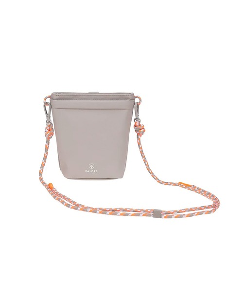 PALOPA（パロパ）の「PALOPA Japan/パロパ Karl （犬のお散歩ショルダーバッグ） / Dog Snack Bag Karl（ショルダーバッグ・レディース・ライトカーキ/ブラック/ライトパープル/ダークオリーブ/グレー/ワインレッド/クリーム・ONESIZE）」の2枚目の写真