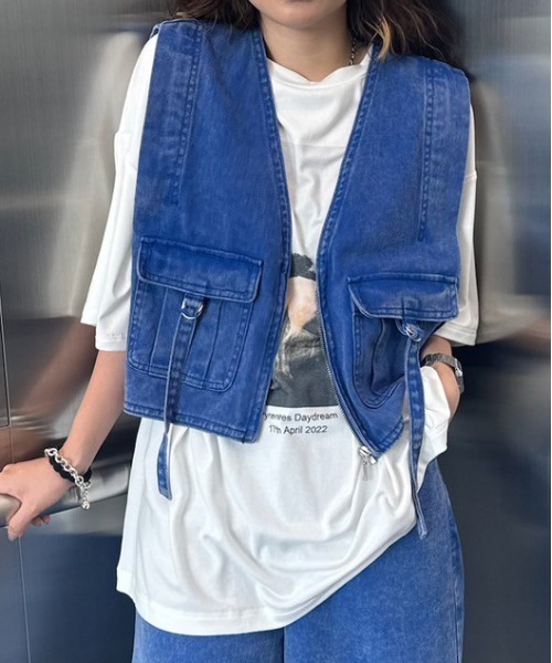 COMPACT FADE DENIM VEST（ベスト）｜Ameri（アメリ）の