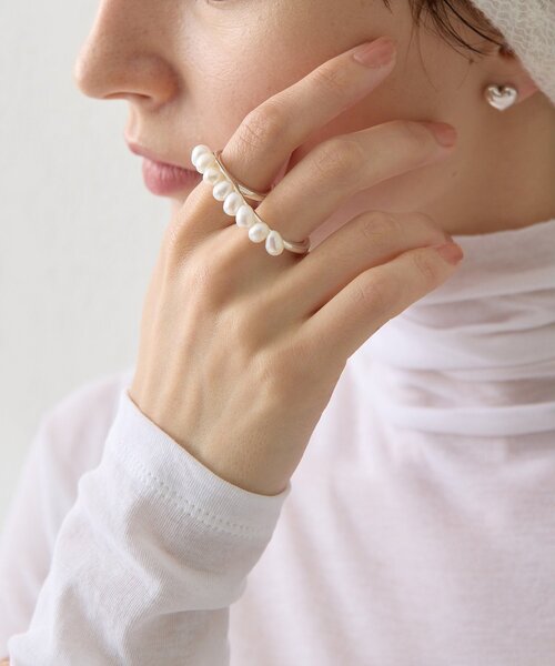Whim Gazette（ウィムガゼット）の「【Hoaw.】パールダブルリング（リング・レディース・シルバー系その他4・FREE）」の5枚目の写真