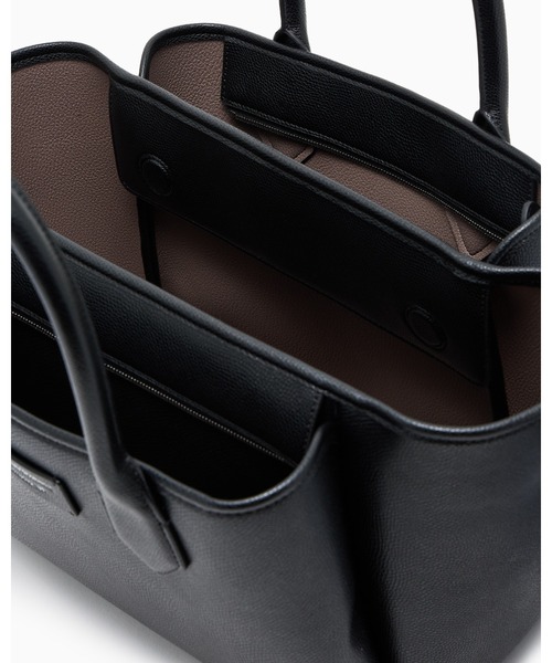 EMPORIO ARMANI(エンポリオアルマーニ)の「【エンポリオ アルマーニ】ショッパー パルメラート仕上げ ミディアム(トートバッグ・レディース・ブラック/レッド/モカ・FREE)」の7枚目の写真