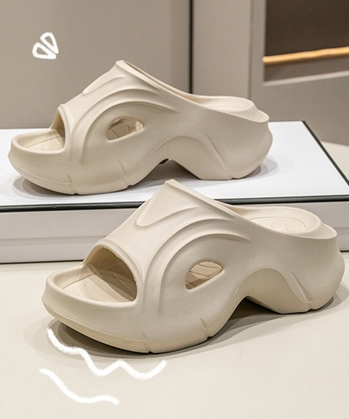 SANSeLF(サンセルフ)の「【SANSeLF】 モールドスリッポンサンダル 流線フォルム ボリュームソール オープンデザインサンダル sas25s009(サンダル・レディース・ブラック/ベージュ/ホワイト・L/S/M)」の3枚目の写真