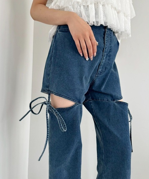 one after another NICE CLAUP(ワンアフターアナザーナイスクラップ)の「【再入荷】サイドオープンフレアデニム(デニムパンツ・レディース・ライトブルー/ネイビー/ブルー/ブラック・SMALL/MEDIUM)」の16枚目の写真