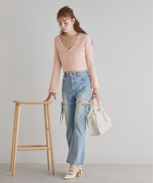 one after another NICE CLAUP(ワンアフターアナザーナイスクラップ)の「【再入荷】サイドオープンフレアデニム(デニムパンツ・レディース・ライトブルー/ネイビー/ブルー/ブラック・SMALL/MEDIUM)」の8枚目の写真