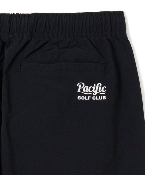 Pacific golf Club ととのうパンツ 実はノーパンですを掲げる「ととのうパンツ」も展開中。「PGC