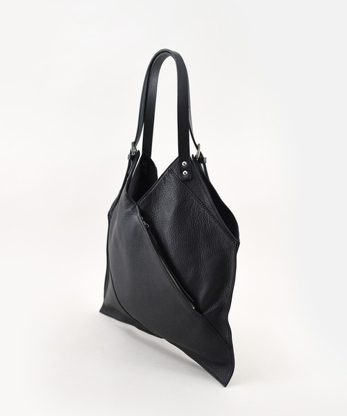 styiro（スタイロ）の「【本革】ベルトショルダーサンカクトート 日本製【ankh+】（トートバッグ・レディース・ブラック/グレイッシュベージュ/ライトグレー・FREE）」の18枚目の写真