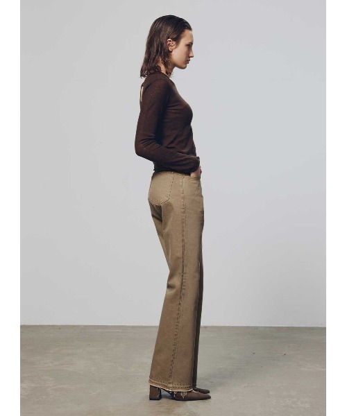 COEL（コエル）の「フレアカラーデニムパンツ（デニムパンツ・レディース・ベージュ/ピンク・23/24/25）」の13枚目の写真