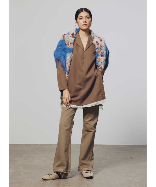 COEL（コエル）の「フレアカラーデニムパンツ（デニムパンツ・レディース・ベージュ/ピンク・23/24/25）」の15枚目の写真