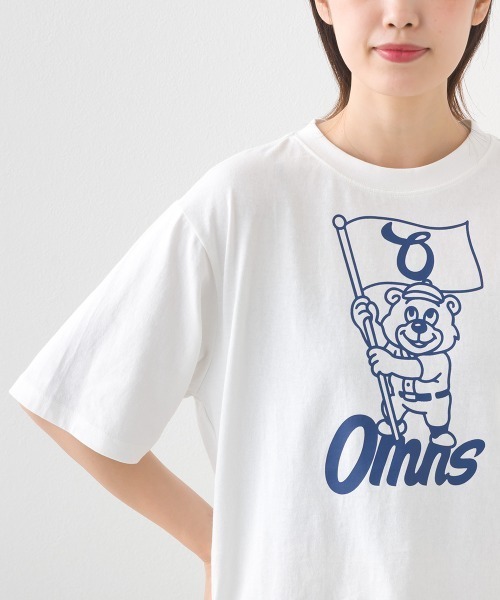 OMNES（オムネス）の「コットンロゴプリントオーバーサイズTシャツ ベアFLAG（Tシャツ/カットソー・レディース・ブラック/オフホワイト・MEDIUM/LARGE）」の15枚目の写真