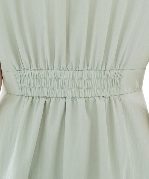 INDIVI(インディヴィ)の「フレアワンピース(ワンピース・レディース・サックスブルー/ナチュラル/ネイビー・38/15 /13/40/36)」の19枚目の写真