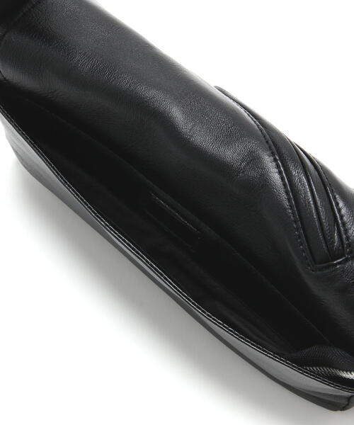 beautiful people（ビューティフルピープル）の「beautiful people/ビューティフルピープル/riders flap shoulder bag（ショルダーバッグ・レディース・ブラック・F）」の5枚目の写真