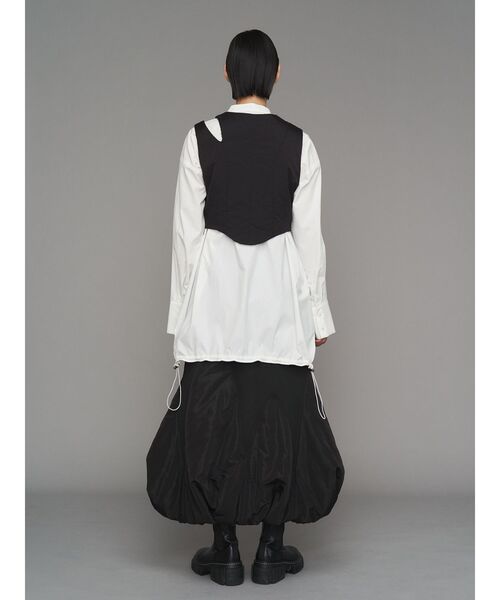 UN3D.(アンスリード)の「ARMOR SHORT VEST / アーマーショートベスト(その他トップス・レディース・キャメル/ブラック/カーキ・FREE)」の14枚目の写真