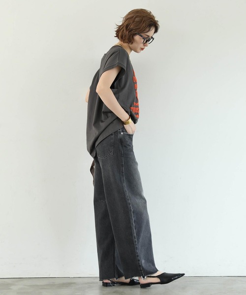 Gready Brilliant（グレディブリリアン）の「発泡プリントワイドフレンチT（Tシャツ/カットソー・レディース・チャコールグレー/オフホワイト/グレイッシュベージュ・38）」の12枚目の写真
