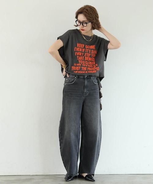 Gready Brilliant（グレディブリリアン）の「発泡プリントワイドフレンチT（Tシャツ/カットソー・レディース・チャコールグレー/オフホワイト/グレイッシュベージュ・38）」の14枚目の写真