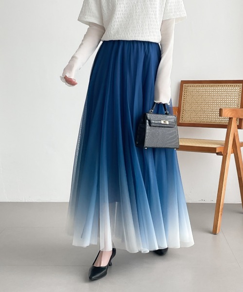 ABITOKYO(アビトーキョー)の「グラデーションボリュウームチュールスカート(スカート・レディース・ブルー/ネイビー/パープル・M/L/XL)」の7枚目の写真
