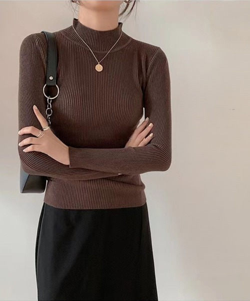 Beststore(ベストストア)の「長袖ハイネックニット リブニット 丸首(ニット/セーター・レディース・ベージュ/イエロー/ホワイト/ブラウン/グリーン/レッド/ピンク/グレー/ブラック/ライトベージュ/ブルー・FREE)」の4枚目の写真