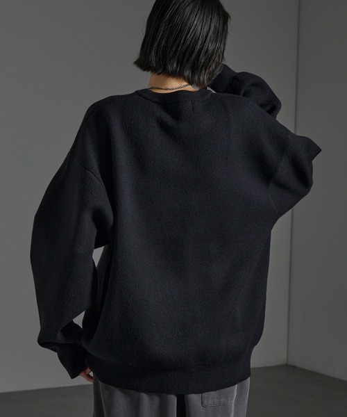 CIYOT(シヨウト)の「【CIYOT-シヨウト-】グラフィックデザイン ジャガードスウェットライクニット(ニット/セーター・メンズ・チャコール/ワイン/ブラック/グレイッシュブルー・L/M)」の12枚目の写真