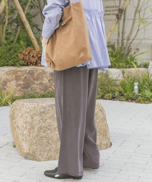 ITEMS URBANRESEARCH（アイテムズ アーバンリサーチ）の「テンセルイージーパンツ（その他パンツ・レディース・グレー系その他/チャコールグレー/ブラウン・FREE）」の16枚目の写真