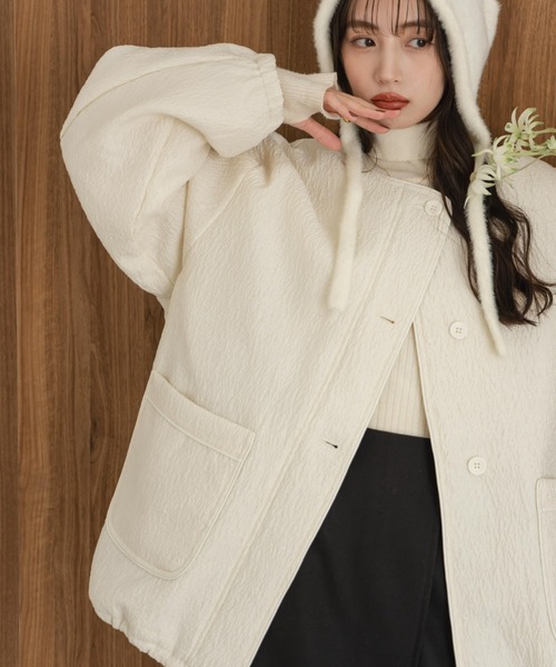 hinari（ヒナリ）の「ニュアンスジャガード中綿ブルゾン（ブルゾン・レディース・ブラック/アイボリー・FREE/SMALL）」の3枚目の写真