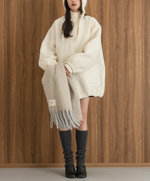 hinari（ヒナリ）の「ニュアンスジャガード中綿ブルゾン（ブルゾン・レディース・ブラック/アイボリー・FREE/SMALL）」の6枚目の写真