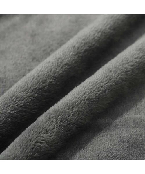 Francfranc（フランフラン）の「ゴーディス なめらか スロー（ひざ掛け） 1700×1300 ダークグレー（寝具・レディース・ダークグレー・FREE）」の4枚目の写真