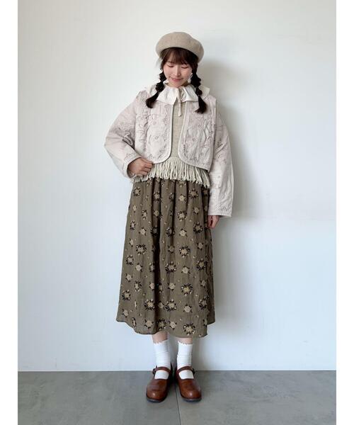 TSUHARU by Samansa Mos2（ツハルバイサマンサモスモス）の「中綿カットワークキルトジャケット（ノーカラージャケット・レディース・キナリ/ブルー/ブラック・F）」の14枚目の写真