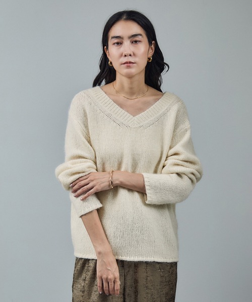 SALON adam et rope'(サロン アダム エ ロペ)の「コットンウールメランジVネックニットプルオーバー(ニット/セーター・レディース・オフホワイト/ブラウン系その他2・FREE)」の8枚目の写真