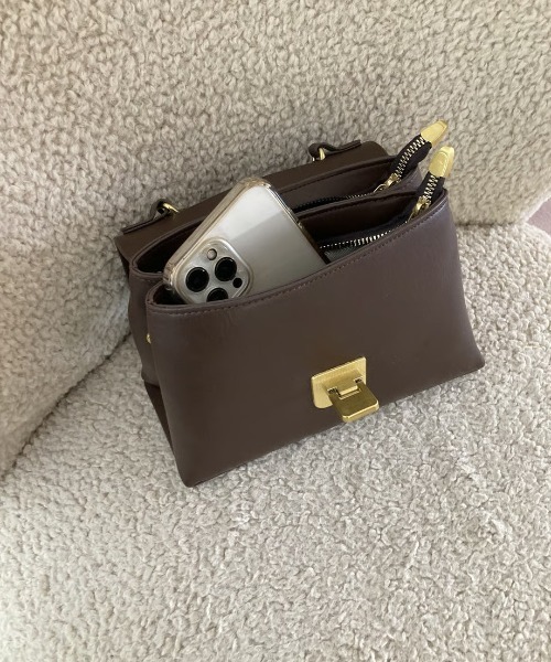KALENO（カレノ）の「soft leather vintage bag（ハンドバッグ・レディース・ブラウン・FREE）」の12枚目の写真