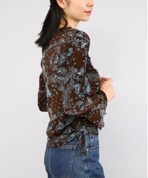 Doumoi(ドゥモエ)の「ベルスリーブ プリント デザイン プルオーバー(Tシャツ/カットソー・レディース・ブラウン/ブラック・FREE)」の13枚目の写真